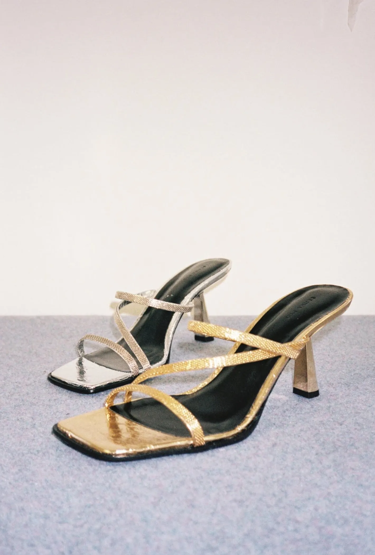 Outlet Bella Sandals Leather Gold Heels