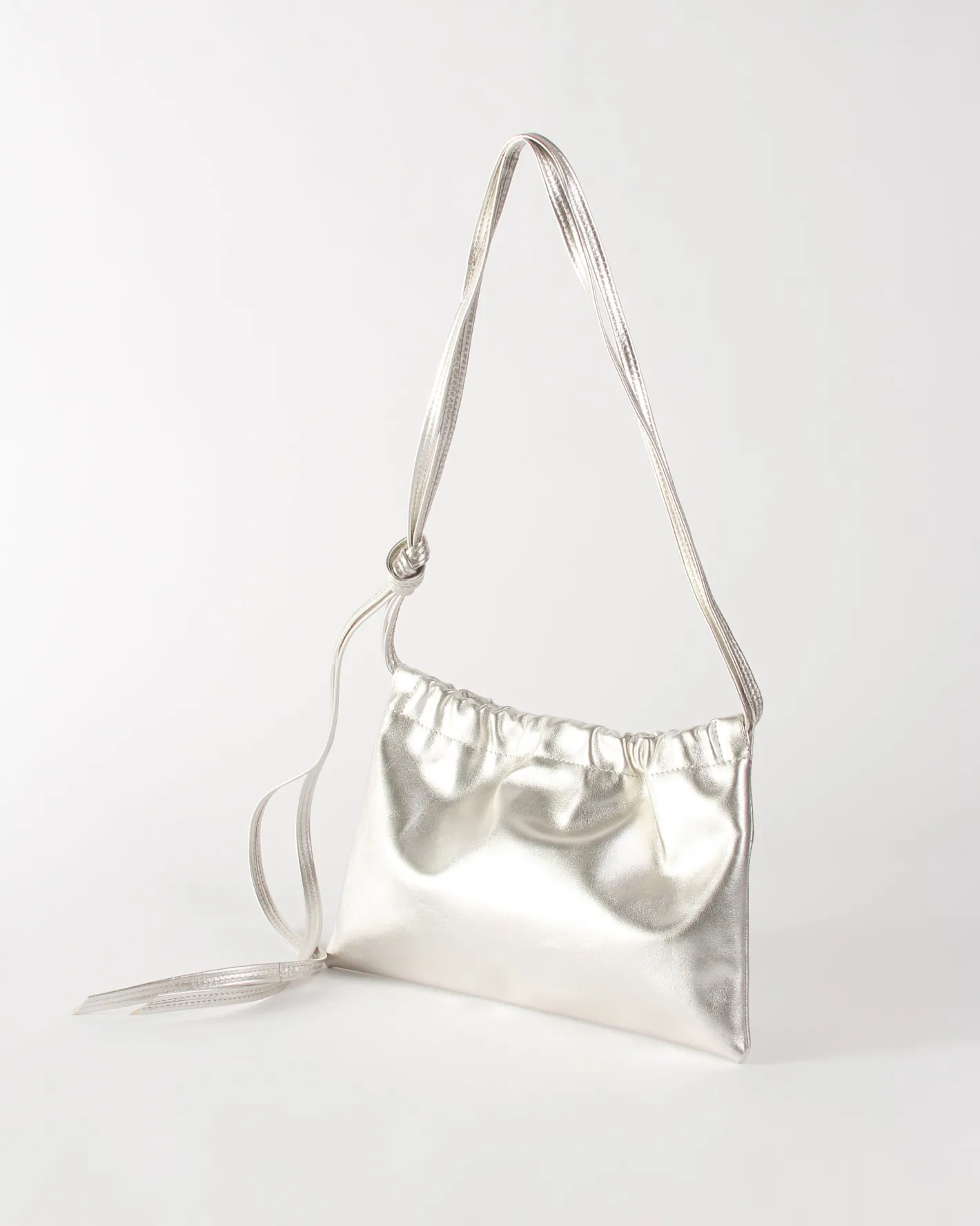 Discount Camila Bag Leather Silver Everyday