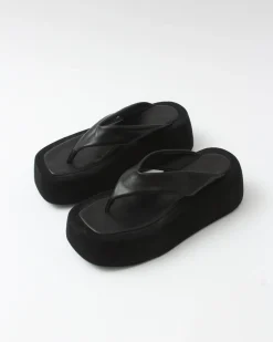 New Nikki Slides Leather Nappa Black Flats