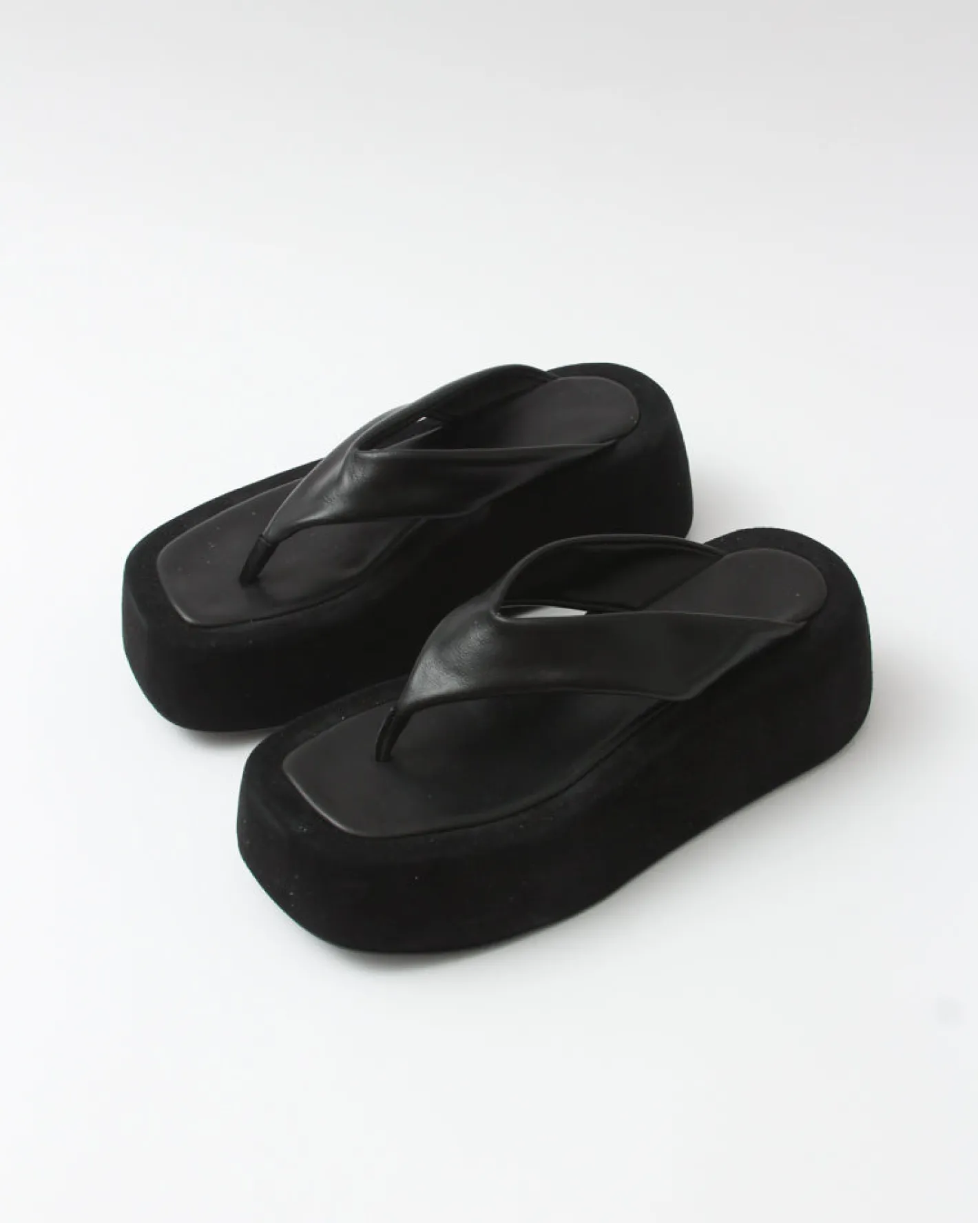 New Nikki Slides Leather Nappa Black Flats