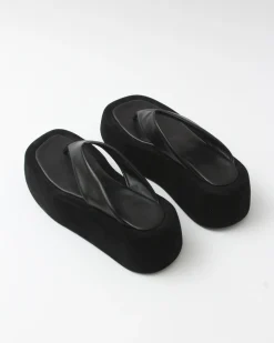 New Nikki Slides Leather Nappa Black Flats