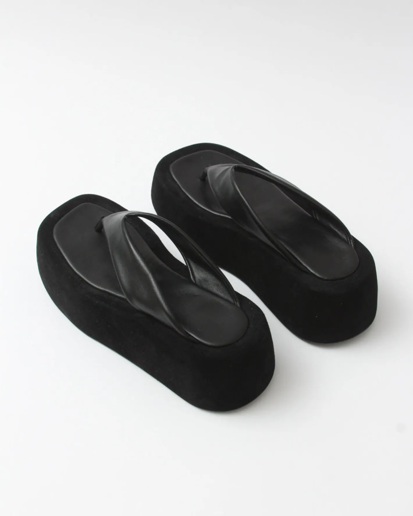 New Nikki Slides Leather Nappa Black Flats