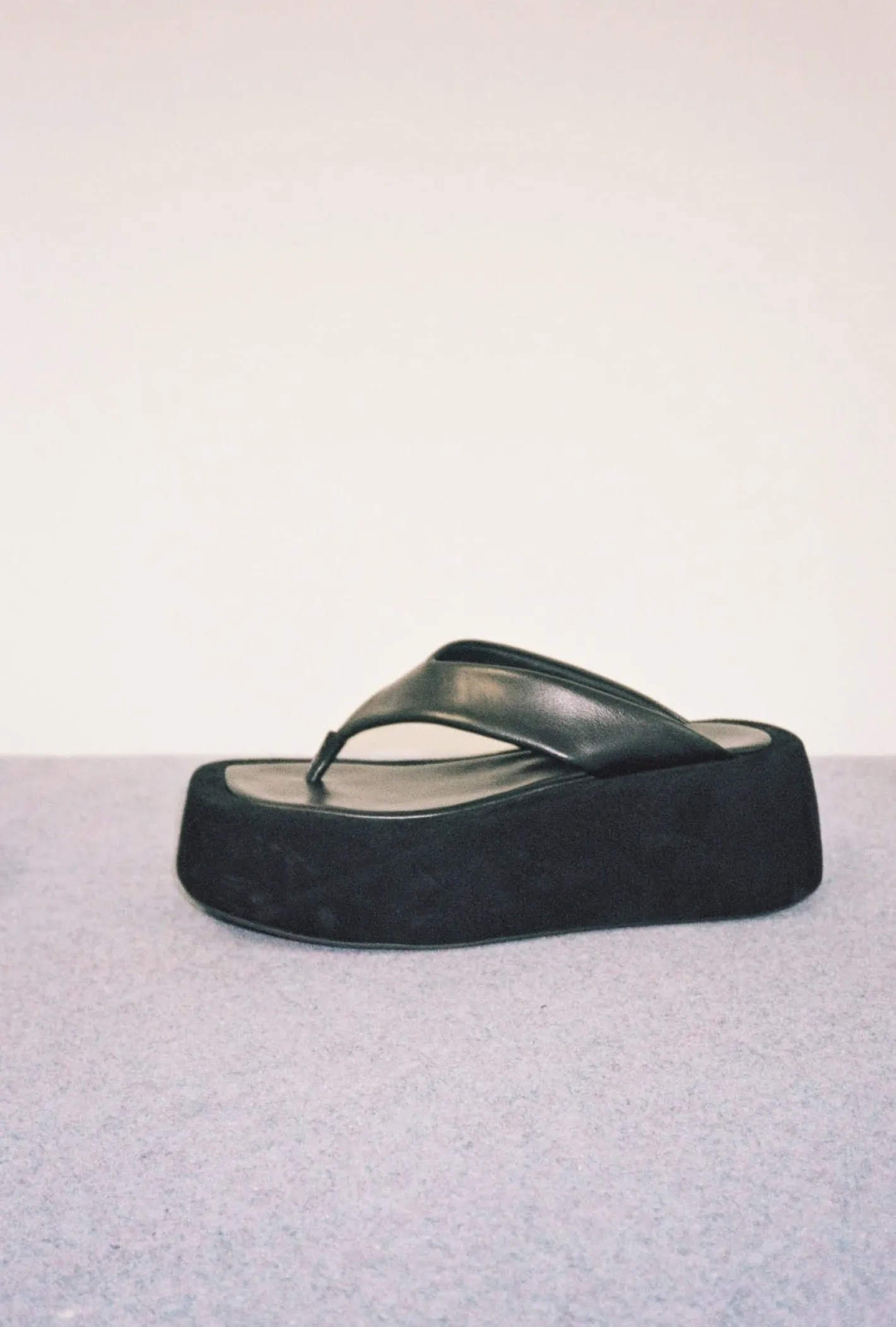 New Nikki Slides Leather Nappa Black Flats