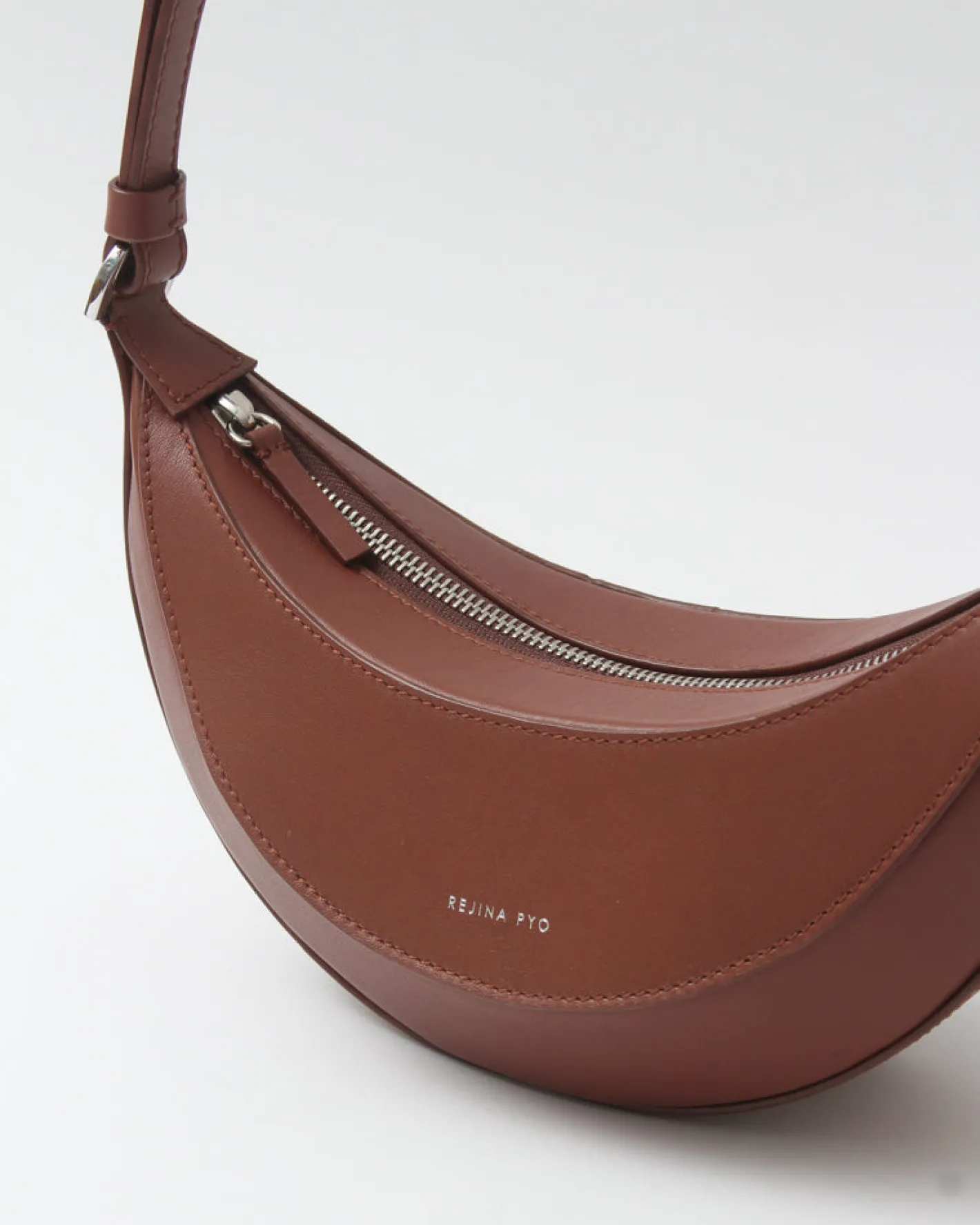 Outlet Petite Banana Bag Leather Nappa Tan Everyday