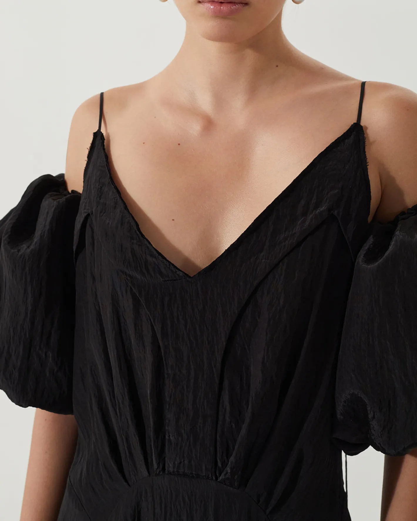 Hot Yuri Dress Viscose Blend Crinkle Black Dresses